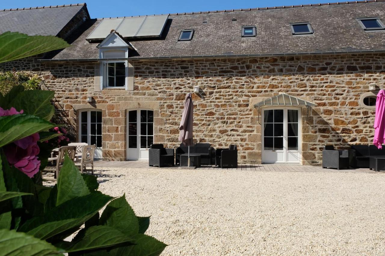 Le Logis De Mordreuc Apartamento Pleudihen-sur-Rance Exterior foto
